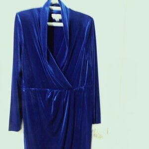 Women"s Calvin Klein velvet party dress in midnight blue  SZ S